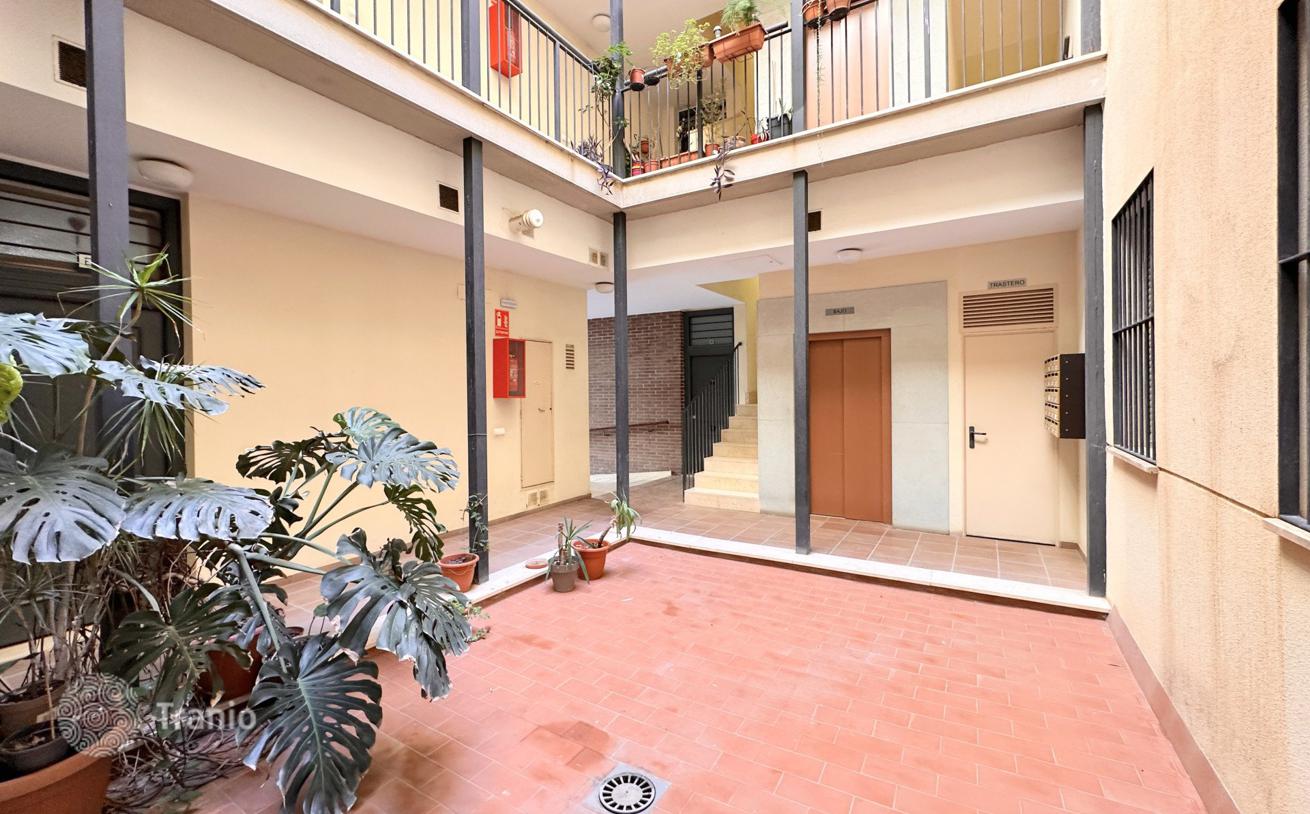 1-Bedroom Apartment in Málaga, photo 4