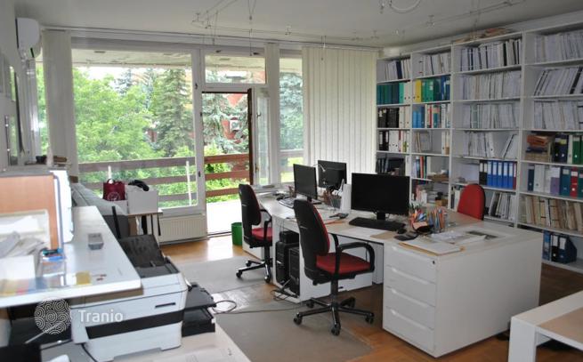 2-Bedroom Apartment with Garden and Garage in District II, Budapest, photo 4