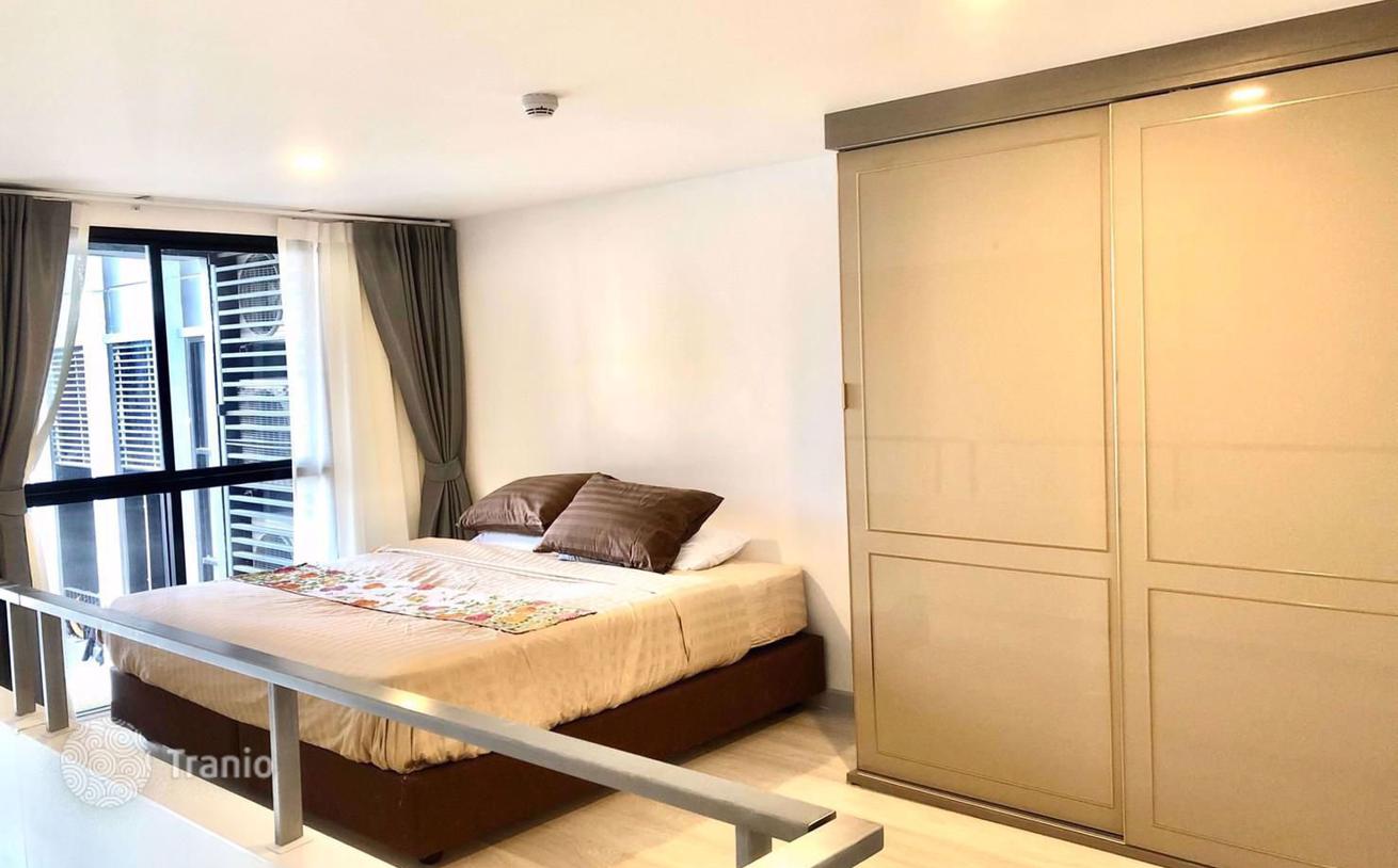 2-Bedroom Condo in Sathon, Bangkok, photo 3