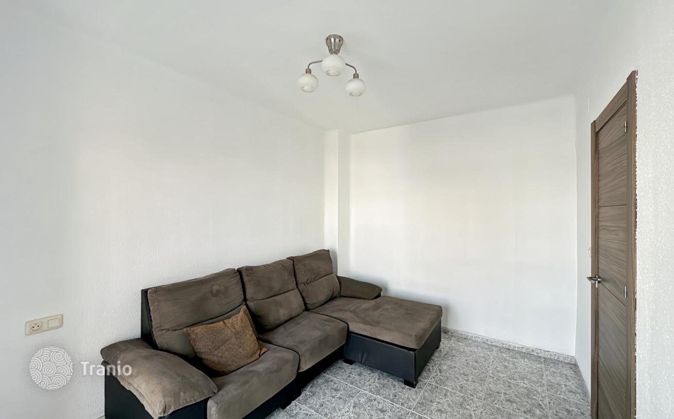 2-Bedroom Apartment in Málaga, photo 2
