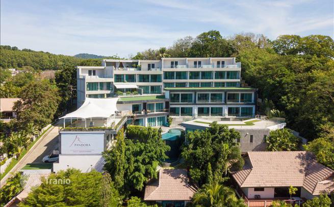Guarded Condo with Pools 800 m from the Beach in Rawai, Phuket