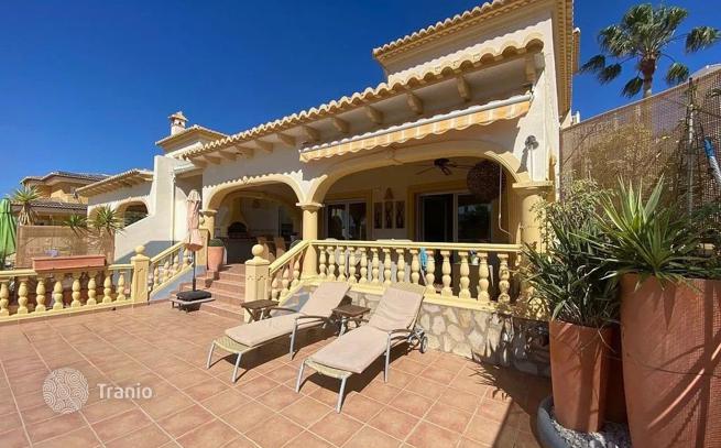 4-Bedroom Villa Near Tennis Club and Beach in Calpe, photo 2