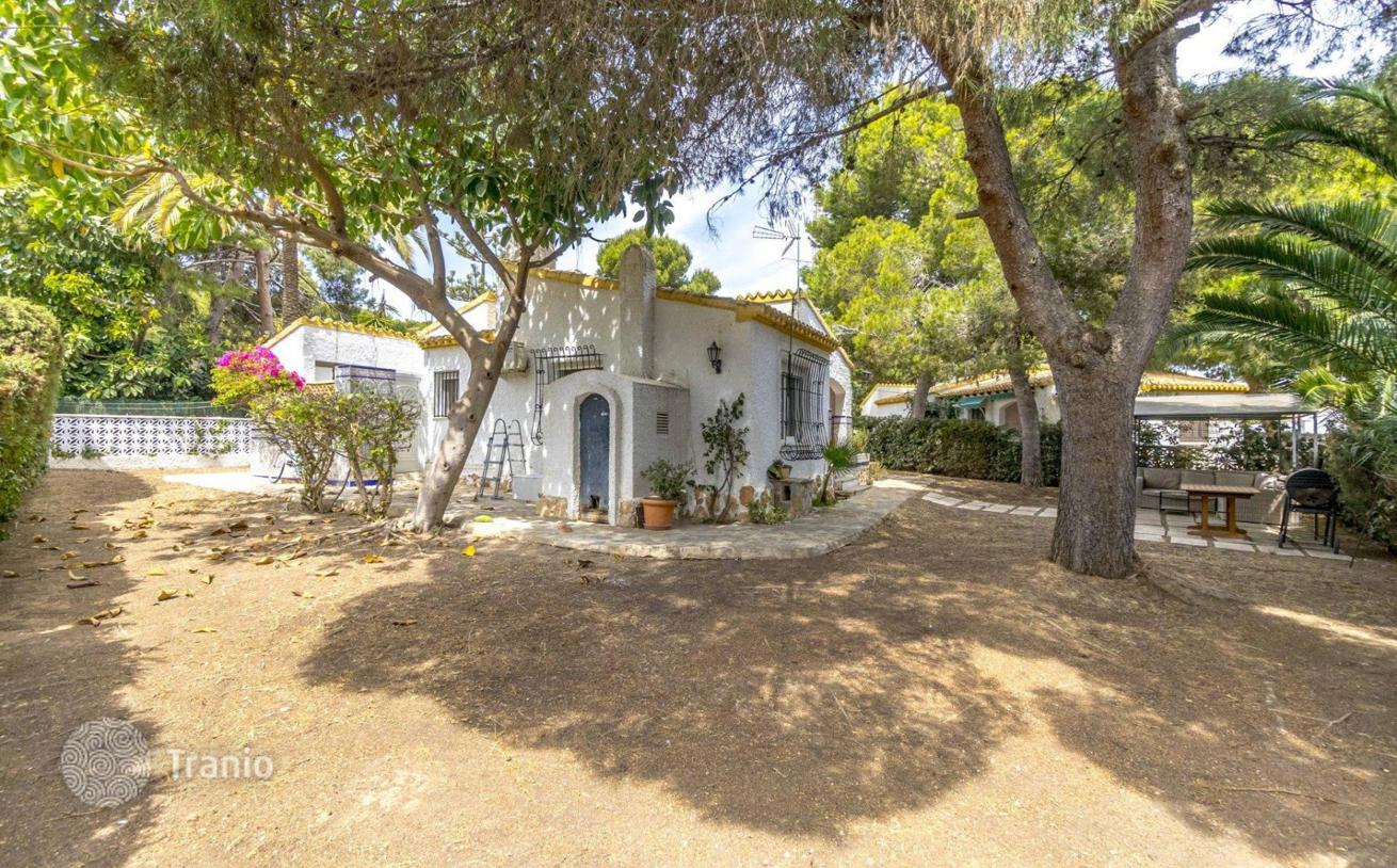 3-Bedroom Villa with Garden 300 m from Punta Prima Beach, Alicante, photo 3