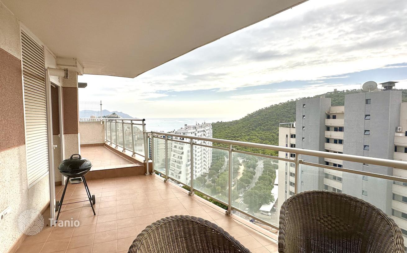 2-Bedroom Penthouse with Sea View in Benidorm, Alicante, photo 3