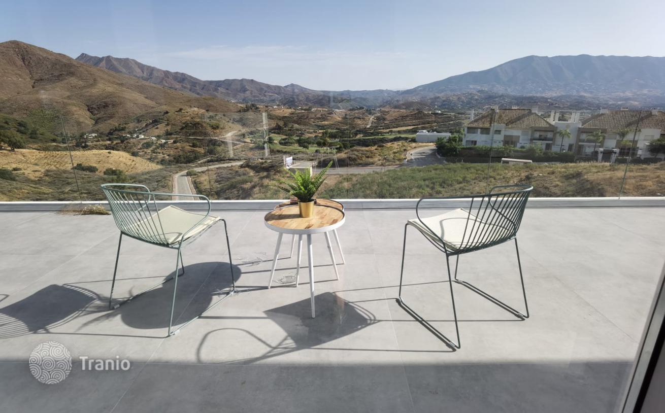 Modern Villa with Golf Course Views in East Marbella, photo 4