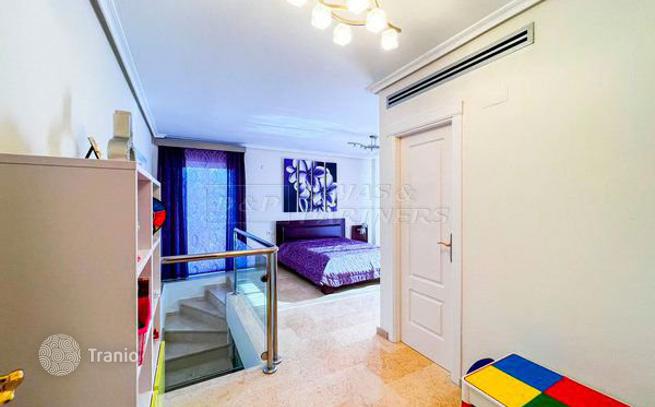 4-Bedroom Villa in Torrevieja, Spain, photo 4