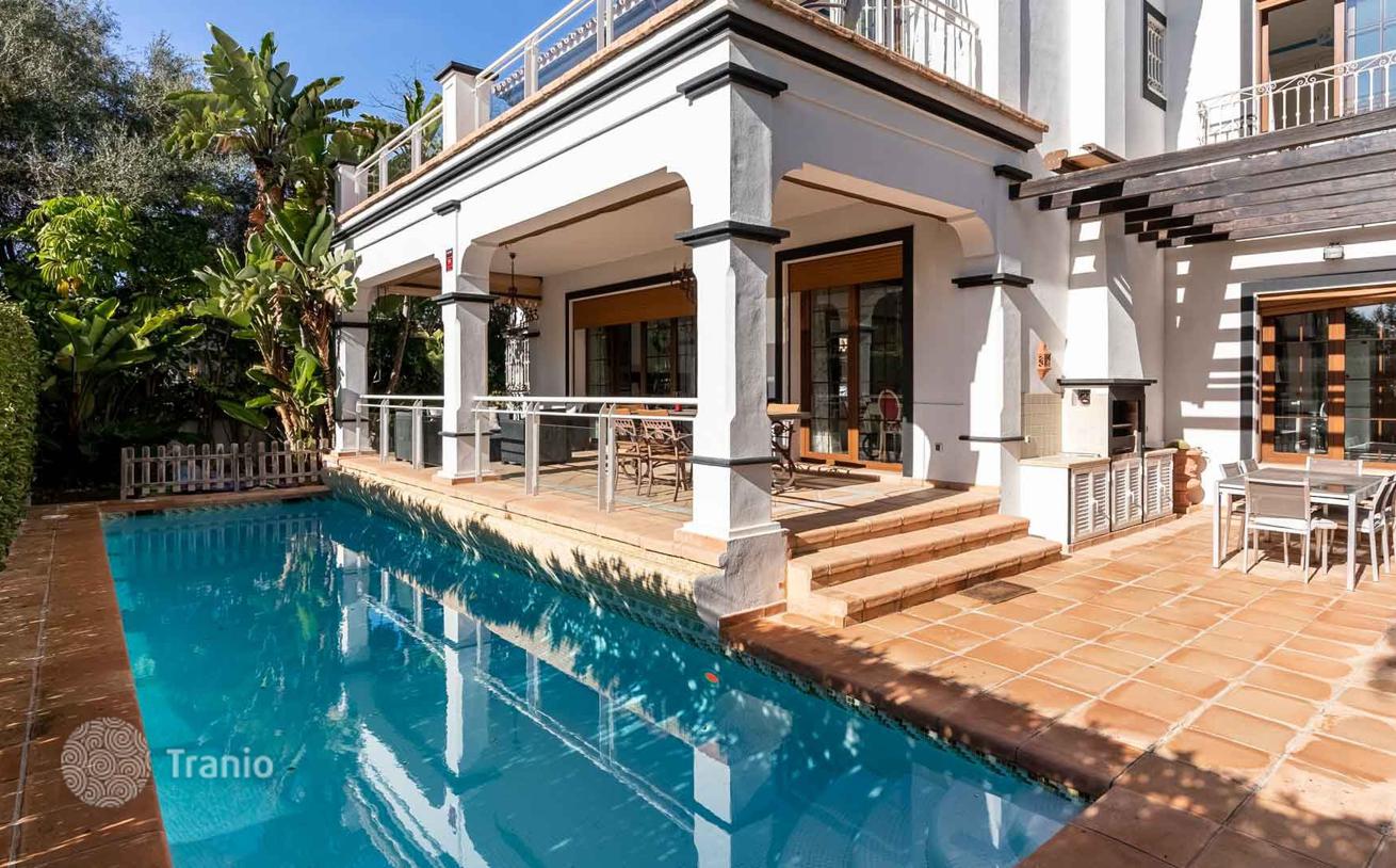 5-Bedroom Villa with Private Pool in Marbella