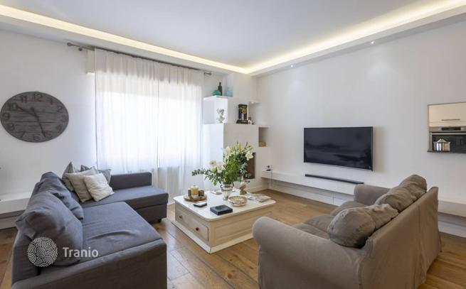 7-комнатная квартира 148 м² в Лигурии, Италия, фото 3