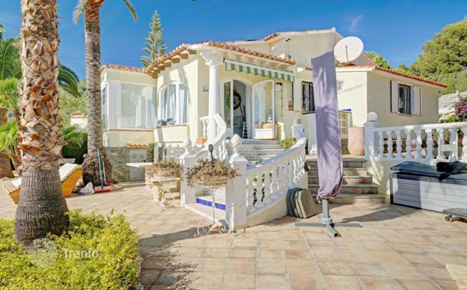 2-Bedroom Villa with Private Pool, Garden and Sea View in Calpe, photo 2
