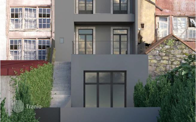 2-Bedroom Duplex Apartment in New Build in Porto