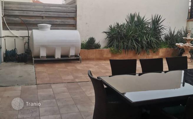 5-комнатный особняк 200 м² в Арадипу, Кипр, фото 4