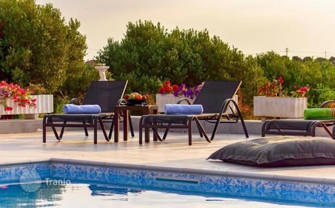 3-Bedroom Villa with Private Pool and Sea View in Nea Moudania, photo 3