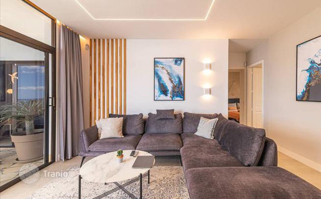 Beachfront Villa with Heated Pool in Santiago del Teide