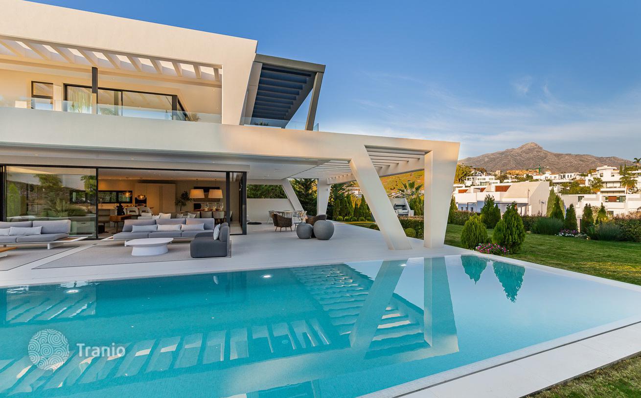 5-Bedroom Villa in Marbella, Spain, photo 3