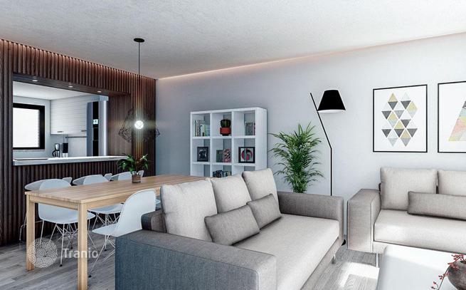 Townhouses with Terrace in Estepona