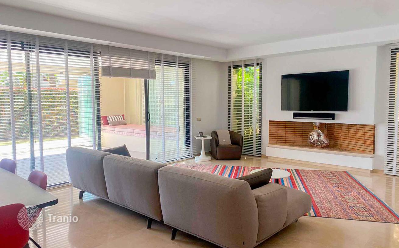 3-Bedroom Apartment with Garden View in Marbella Golden Mile, photo 5