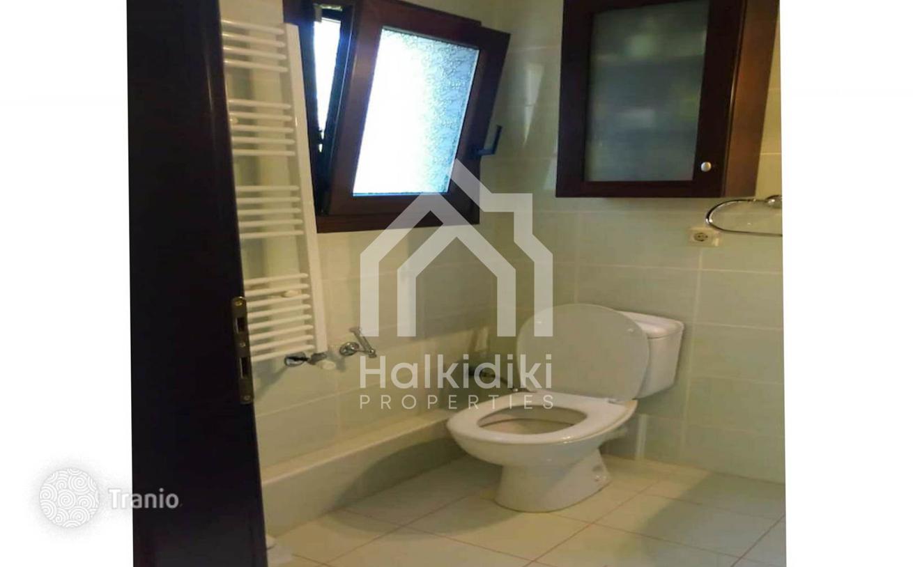 4-Bedroom House in Sitonia, photo 2