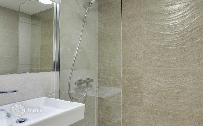 2-Bedroom Apartment with Sea View in Torrevieja, Spain