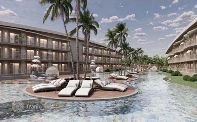 New Low-Rise Apartments with Pools and Underground Parking in Antalya
