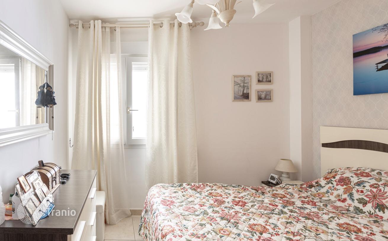 3-Bedroom Apartment with Garden View in Nueva Andalucía, Marbella, photo 2