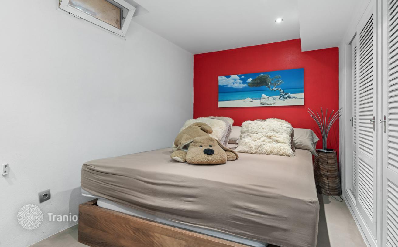 Beachfront Townhouse with Sea View in Nueva Andalucia, Estepona, photo 4