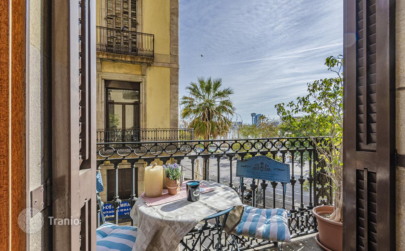 1-Bedroom Apartment with Port View in El Born, Barcelona