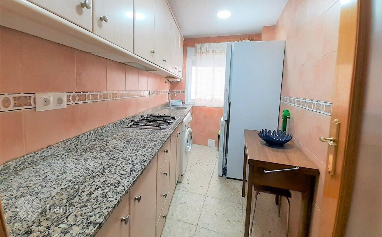 3-Bedroom Furnished Apartment 300 m from Benidorm's West Beach