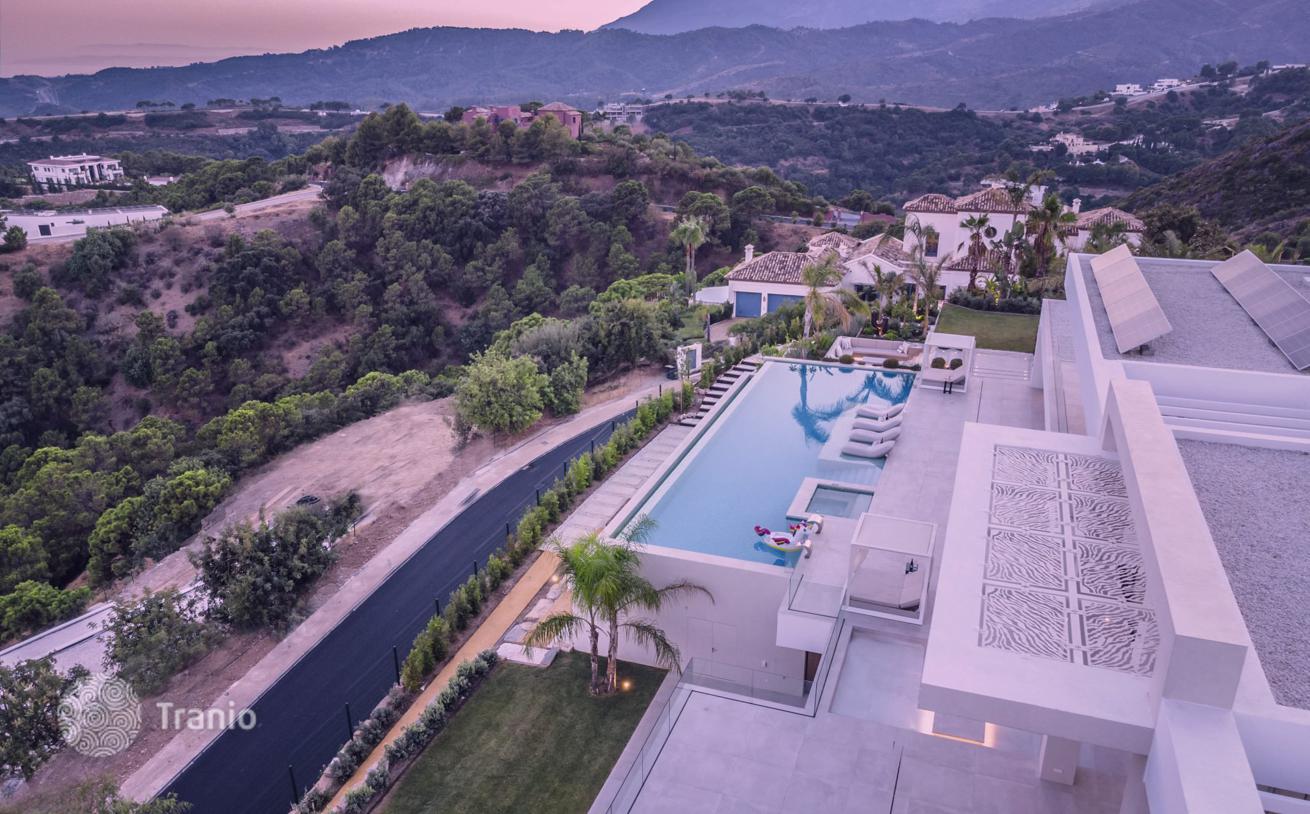 7-Bedroom Villa in Marbella, photo 4