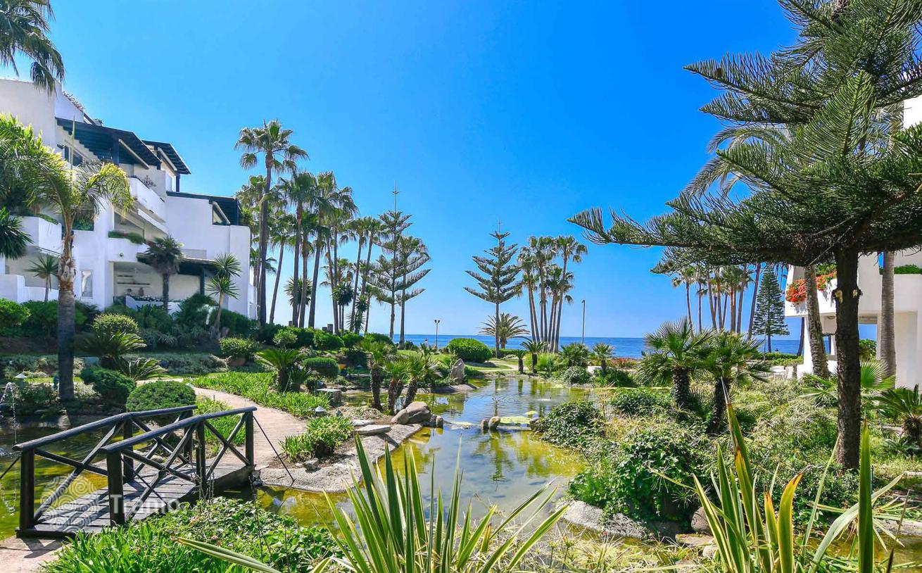 3-Bedroom Penthouse with Sea View in Marbella