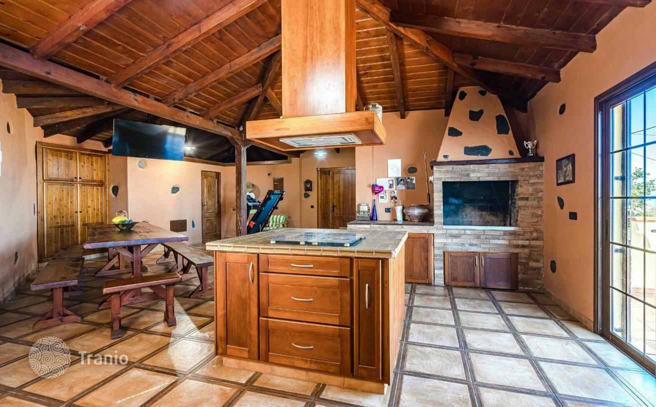 3-Bedroom House with Sea View in Los Realejos, Tenerife, photo 4