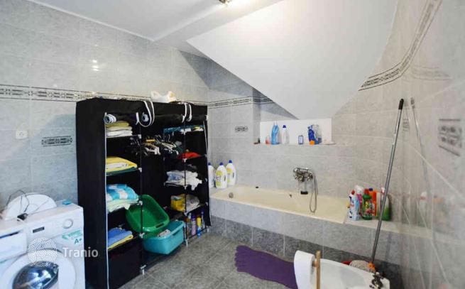 8-Bedroom House 740 m² in Debrecen, Hungary, photo 5