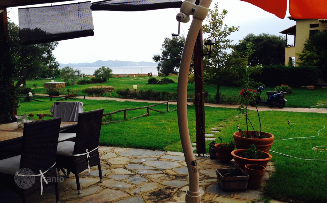 Furnished Beachfront Villa with Private Beach Access in Athos, Greece, photo 5