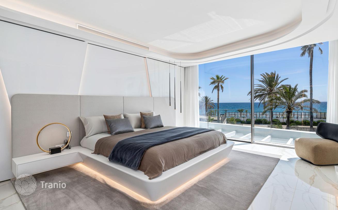 5-Bedroom Villa in Marbella, photo 2