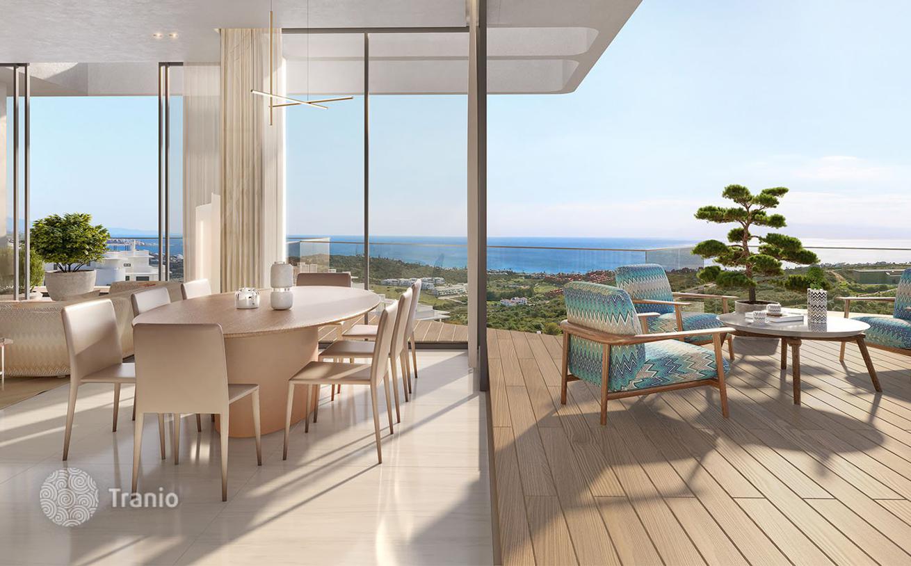 3-Bedroom Apartment with Pool and Tennis Court in Golden Mile, Marbella, photo 3