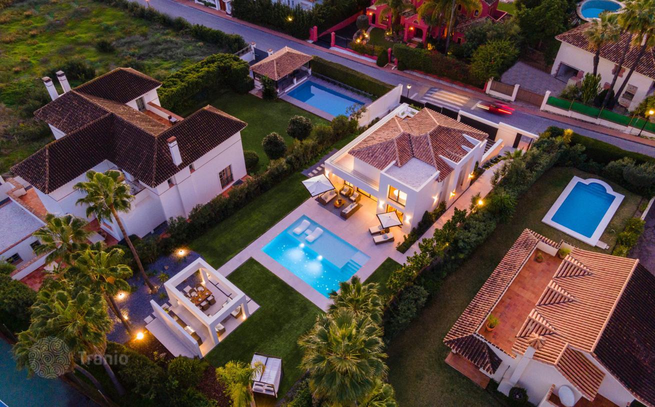 4-Bedroom Villa with Private Pool in Nueva Andalucia, Marbella, photo 2