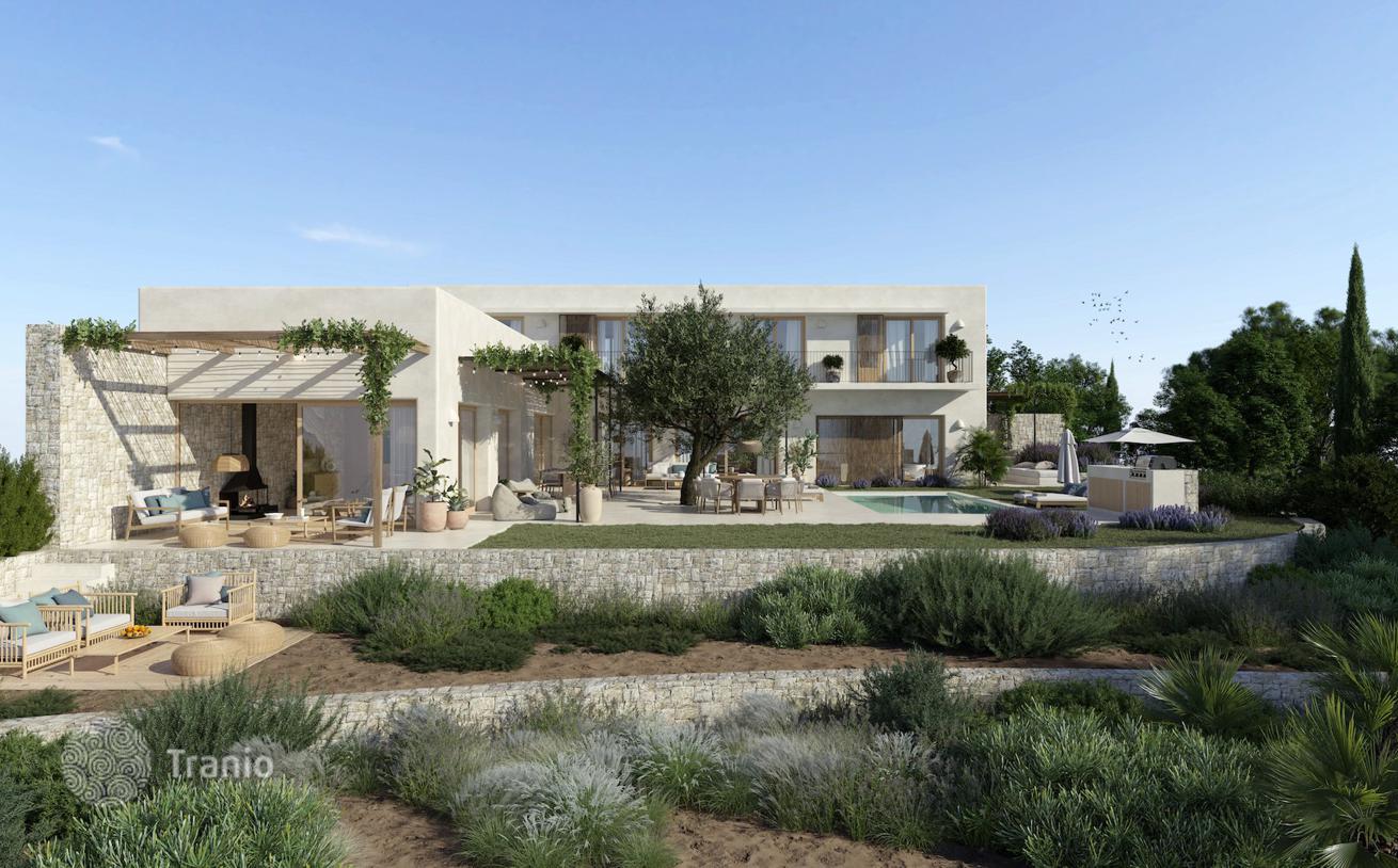 3-Bedroom Villa with Sea View in Calpe, photo 3