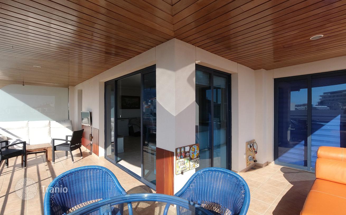 2-Bedroom Corner Apartment with Cliff View in Acantilado de los Gigantes, photo 2