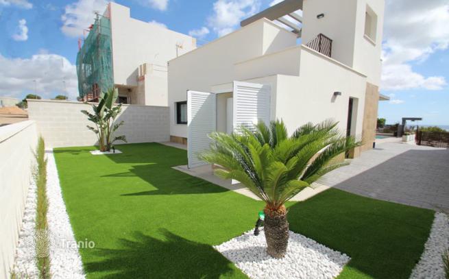 3-Bedroom Villa with Private Pool 300 m from the Beach in Orihuela, Alicante, photo 3