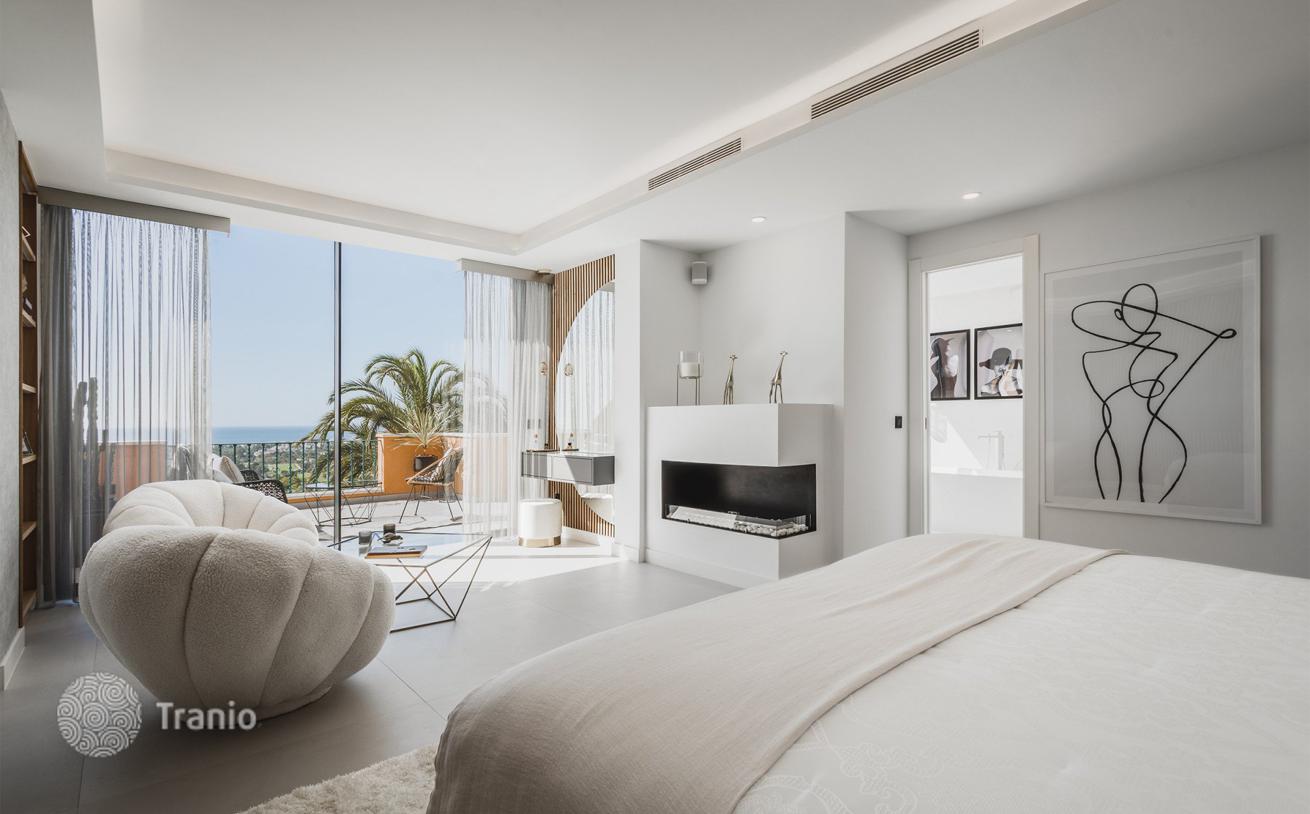 3-Bedroom Penthouse Duplex with Sea View in Nueva Andalucia, photo 5