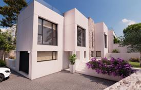 4-Bedroom Villa with Private Pool in Calpe, photo 3