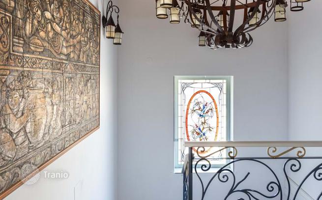Andalusian-Style Villa with Sea Views in Benahavís