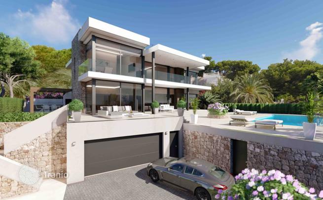 3-Bedroom Villa with Sea View in Calpe, Alicante