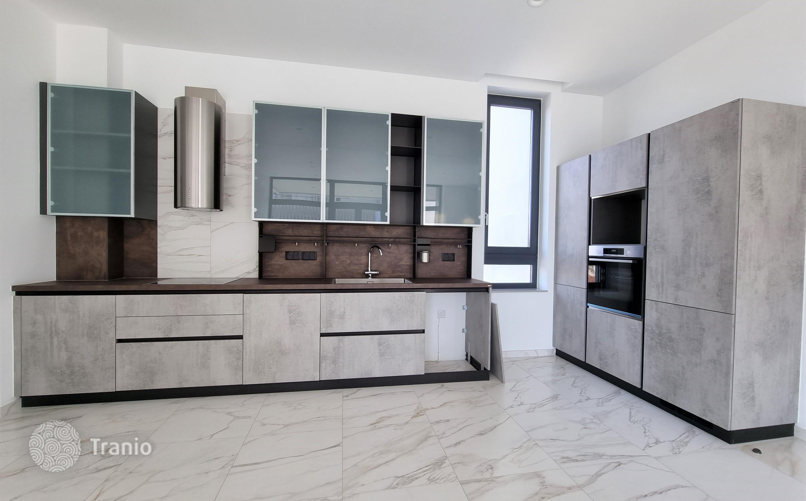Beachfront Apartments with Shared Pool and Panoramic Sea Views in Germasogeia, Limassol, photo 3