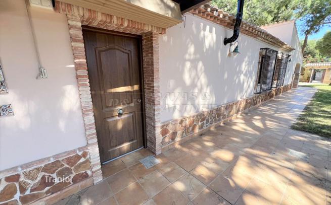 4-комнатная вилла 170 м² в Деэса де Кампоамор, Испания, фото 2