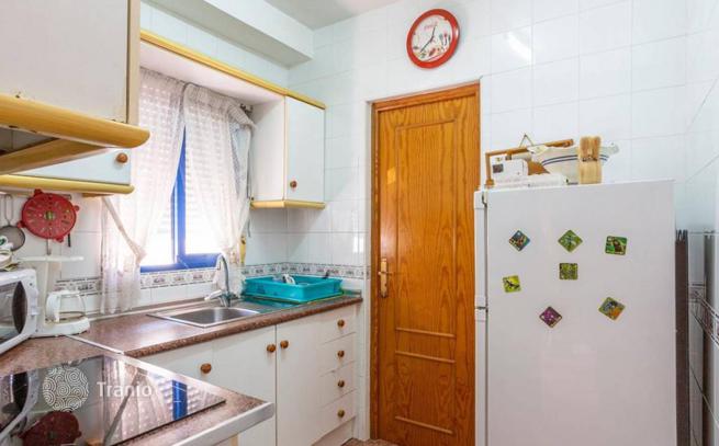3-Bedroom Furnished Apartment in Torrevieja, photo 4