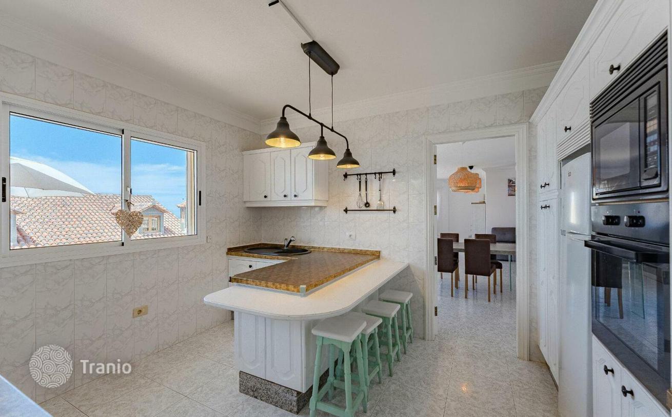 4-Bedroom Villa with Private Pool in Santa Cruz de Tenerife, photo 4
