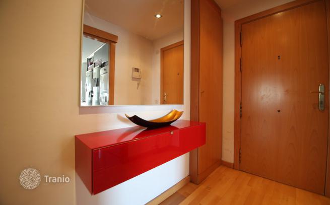 3-Bedroom Beachfront Apartment in Badalona, Barcelona, photo 5