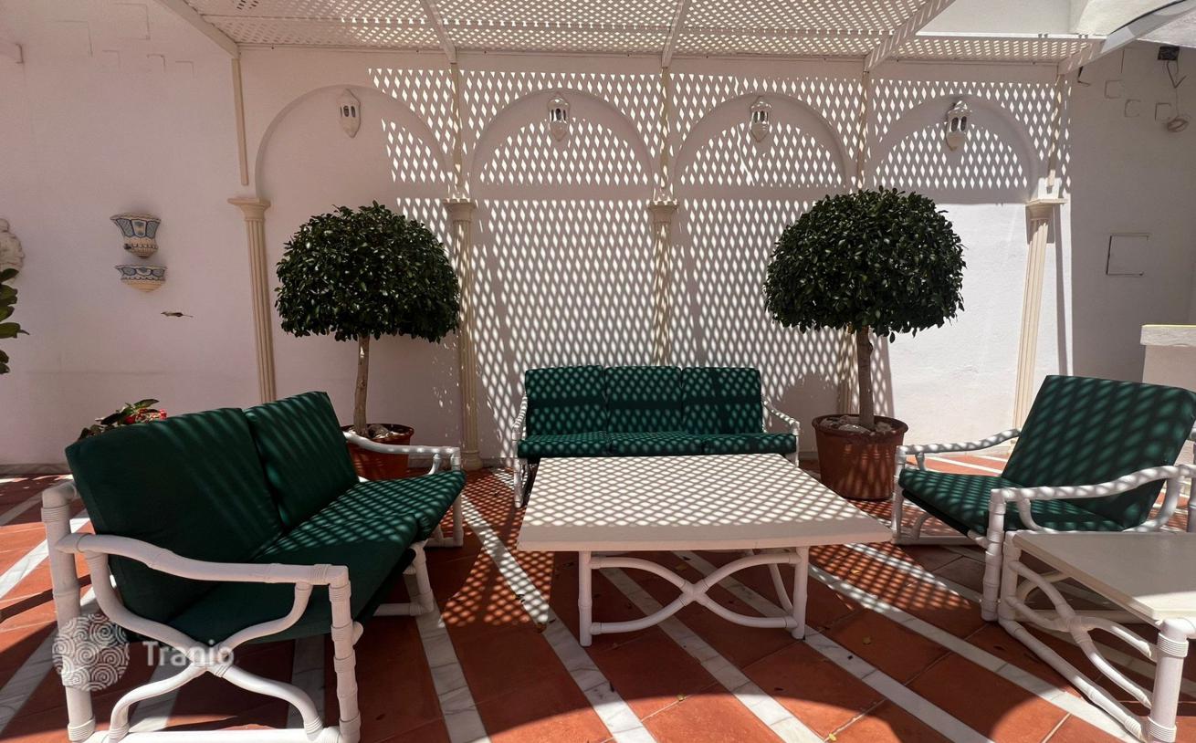 2-Bedroom Apartment in Fuengirola, photo 3