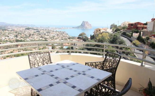 4-Bedroom Villa with Sea and Mountain Views in Calpe, photo 3