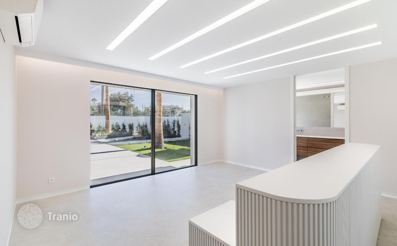 4-Bedroom Villa with Private Pool and Garden in Guadalmina Alta, San Pedro de Alcantara